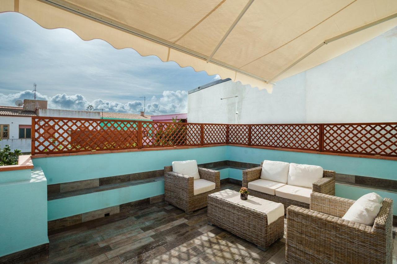 Holiday Home Alle Pavoncelle, Indipendente Con Terrazzo Di 60 Mq Portoscuso Exterior photo