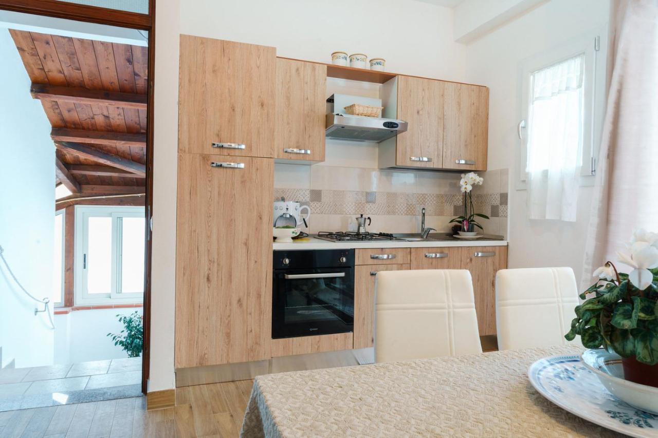 Holiday Home Alle Pavoncelle, Indipendente Con Terrazzo Di 60 Mq Portoscuso Exterior photo